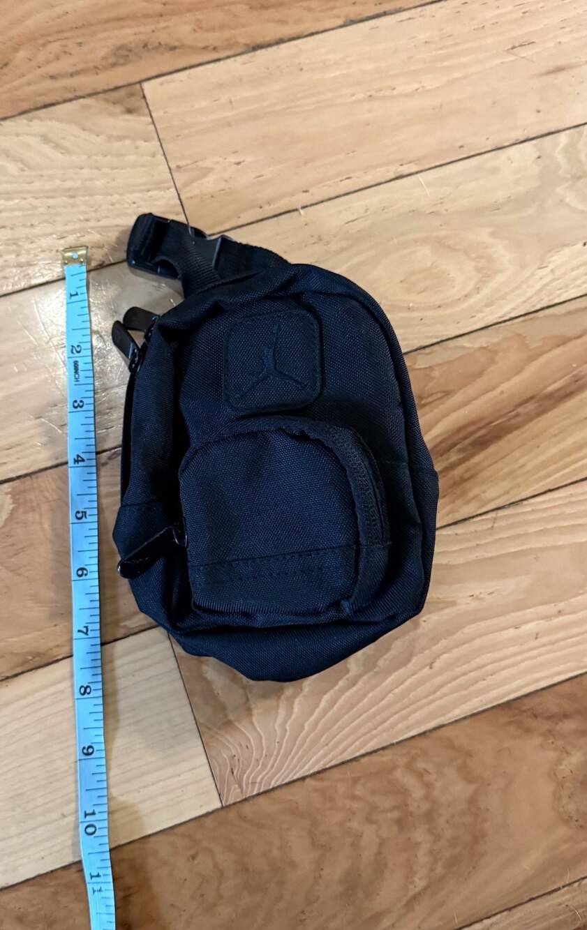 Jordan Flight Mini Backpack Utility Bag - Picture 5 of 5